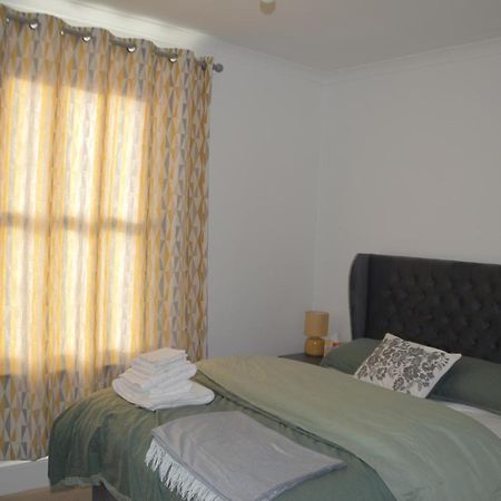 Two Bedroom Apartment In London Londres Exterior foto